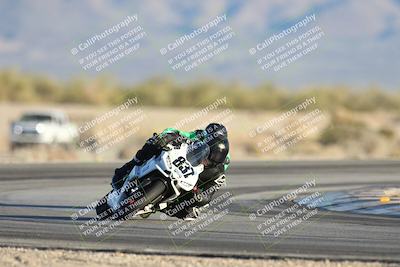 media/Dec-07-2025-CVMA (Sun) [[3e7d2de5dc]]/Race 18-Formula Twins-Formula 40 UL/